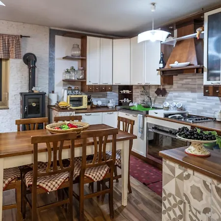Aperta Campagna Tatil Evi